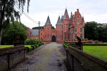 Flusskreuzfahrt Brügge-Amsterdam - Schloss Lovendegem